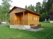 Autocamp Příhrazy 4L Chata LUX vlastní kuchynka a soc.zař.