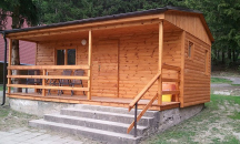 Camping Baldovec 3L chata LADA s vlastní kuchyňkou a sociálním zařízením