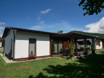 Camping Rožnov  2-4L Apartmán DELUXE, kuchyn, WC,sprcha