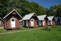 Camping Rožnov  2,3,4L Chaty H, lednice