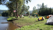 Autocamping a hotel Na Špici tábořiště u řeky