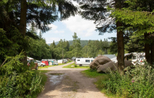 Base Camp Medvědín kemp