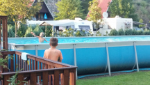 Camp Karolina bazén v kempu
