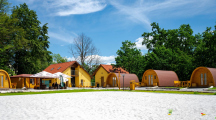 Srubový Kemp Zvíkov Village Chatky pro 2-5 osob