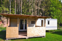 Rekreační areál a kemp Pecka 4 bungalov