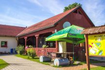 Autokemp a celoroční stání Dolní Morava restaurace a venkovní posezení