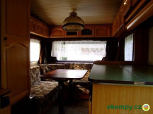 Autocamp Ostrov Malá Skála karavan