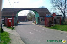 Autokemp Merkur Pasohlávky  vstup do kempu