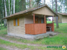 Autokemp u Skalníků 4L chatka