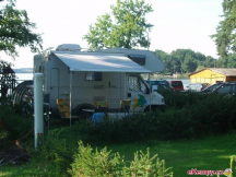 Camping & Restaurant BEZDREV Karavany - s připojením na vodu a elektriku