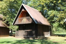 Morava camp 4L chatka