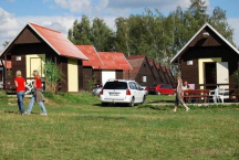 Autokemp a Chatová osada Lužany 4L chatky