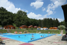 Eurocamping Bojkovice bazén a chatky