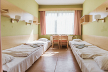Camp Strážnice 4L pokoj budova