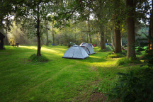 Camping v Ráji 