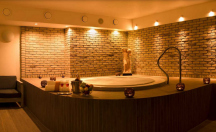 Camp Varry Hotel