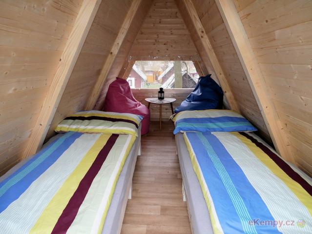 Camping Rožnov  2L lesochatka, elektřina