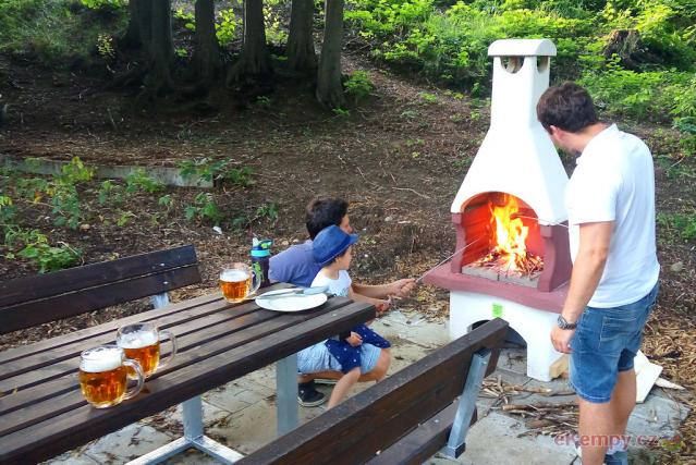 Camping Rožnov  Ohniště a gril