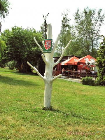 Autokemp Beroun  Na Hrázi 