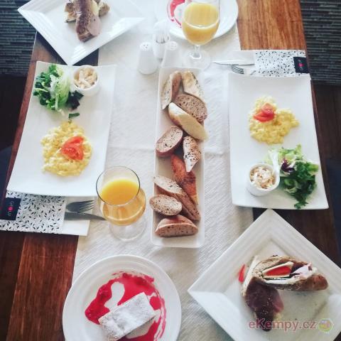 OBORA resort restaurace