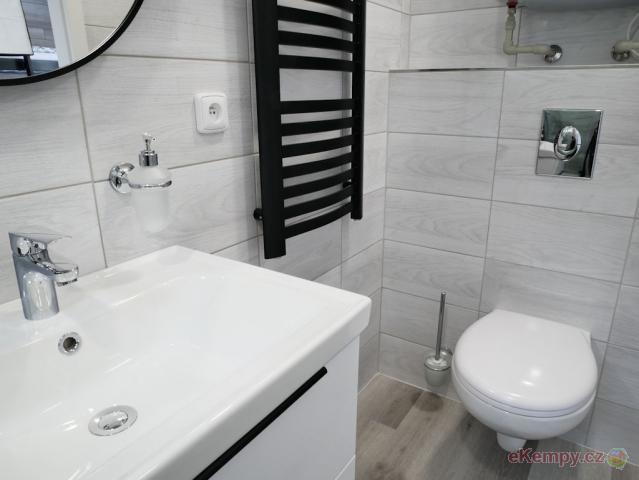 Camping Rožnov  Apartmán Pool