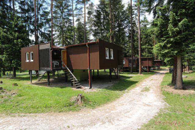 Autokemp ANNÍN 4 bungalov nový