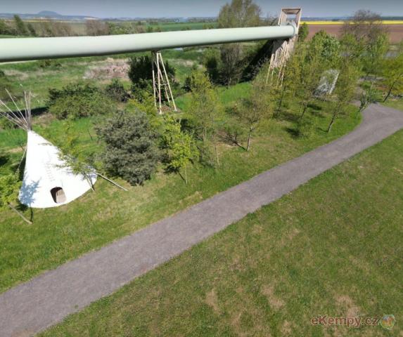 Zoopark Zelčín - kemp tee-pee