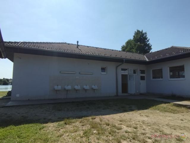 Stanový kemp Suchý Sprchy a WC
