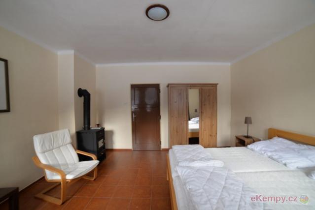 Camping na Staré Papírně 4L apartmán