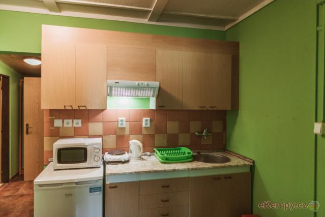 Camp Strážnice 6L chata s kuchyňkou