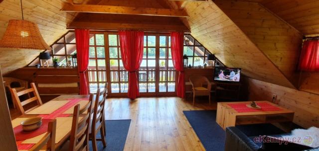 Ubytování a Stellplatz Radhošťský rybník Apartmán