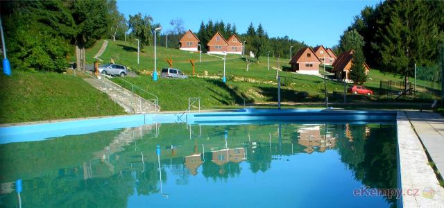 Kemp a hotel Relax Kyčera 8L sruby, kuchyň, koupelna, WC, topení