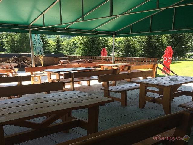 Kemp Solanec restaurace terasa