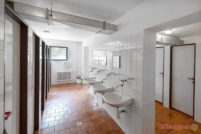 Holiday Park Vrchlabí Kemp společné soc.zařízení