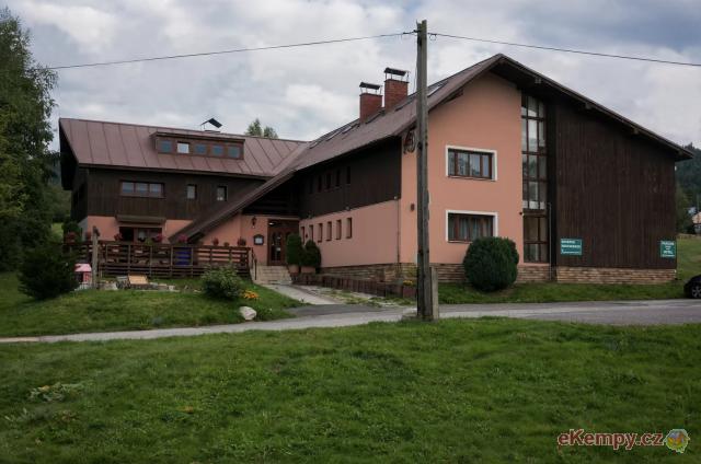 Stellplatz Hacienda Čert 
