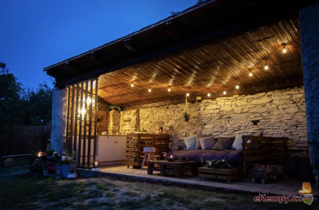 Moravia GLAMPRESORT a Stellplatz 