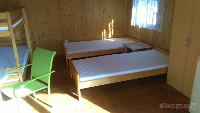 Autokemp Radost 4L chatka