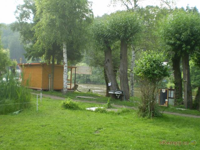 Tábořiště  U Včelky chatka
