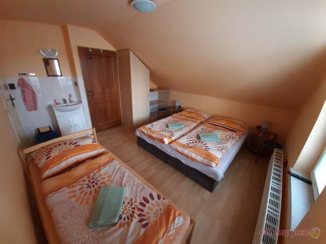 Penzion a Camp Havraníky pokoje pension