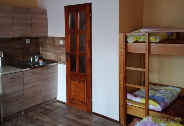 Chatová osada Tendr - Máchovo jezero 4L chatky